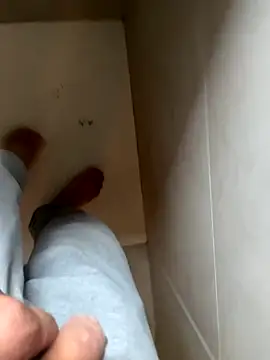 Snapshot of Edosxxl chatting on December 2024 08:00:02 AM Edosxxl online show from December 2024 08:00:02 AM