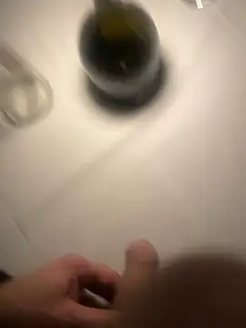 Snapshot of Edosxxl chatting on January 2025 02:04:01 AM Edosxxl online show from January 2025 02:04:01 AM