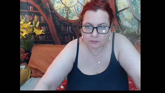 Snapshot of PlayfullMature chatting on June 2026 09:26:02 AM PlayfullMature online show from June 2026 09:26:02 AM