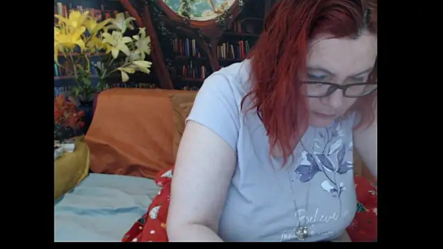 Snapshot of PlayfullMature chatting on July 2026 09:37:02 AM PlayfullMature online show from July 2026 09:37:02 AM