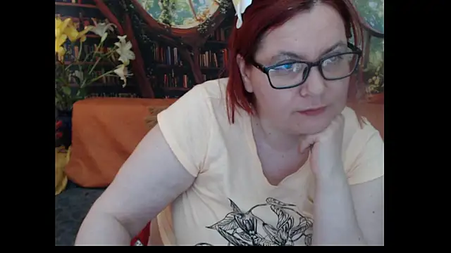 Snapshot of PlayfullMature chatting on July 2026 01:15:02 PM PlayfullMature online show from July 2026 01:15:02 PM