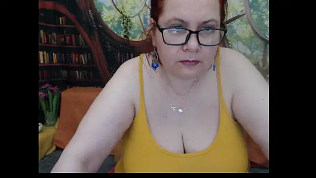Snapshot of PlayfullMature chatting on July 2026 06:04:02 PM PlayfullMature online show from July 2026 06:04:02 PM