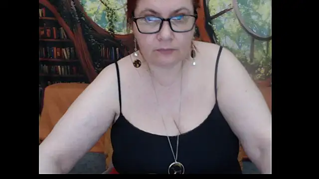 Snapshot of PlayfullMature chatting on August 2026 06:35:02 PM PlayfullMature online show from August 2026 06:35:02 PM
