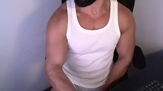 Snapshot of TopDaddy23 chatting on June 2026 12:27:01 AM TopDaddy23 online show from June 2026 12:27:01 AM
