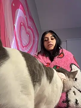 ThickerThanYoBitch online show from October 2025 02:30:02 PM