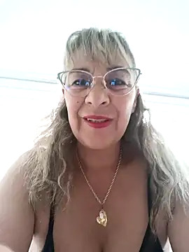 Snapshot of biancchi chatting on January 2025 02:02:02 PM biancchi online show from January 2025 02:02:02 PM