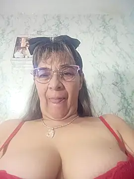 Snapshot of biancchi chatting on October 2025 09:46:01 PM biancchi online show from October 2025 09:46:01 PM