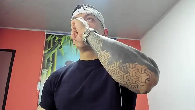 aquiles 51 online show from December 2025 11:48:02 AM