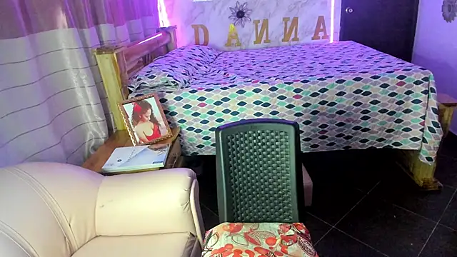 Snapshot of rayza_mature_154 chatting on February 2025 11:04:02 PM rayza mature 154 online show from February 2025 11:04:02 PM