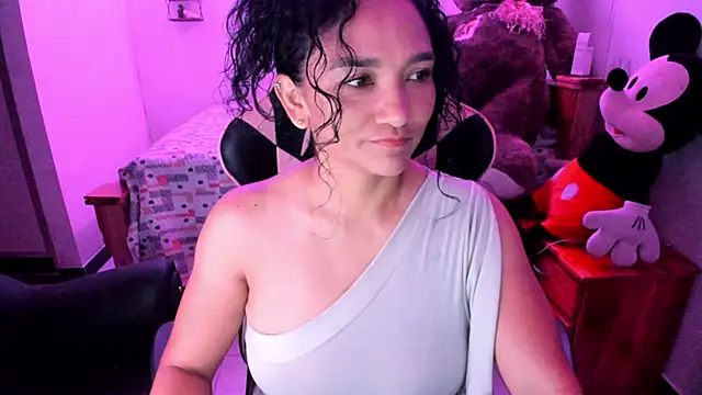 rayza mature 154 online show from April 2026 02:37:01 PM