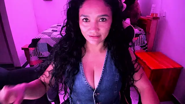 rayza mature 154 online show from April 2026 04:12:02 PM
