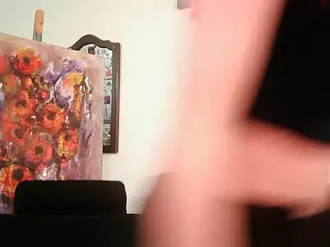 SuzzyyM online show from September 2025 09:38:02 PM