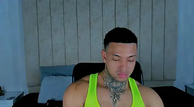 Stiven collins online show from December 2024 03:47:02 AM