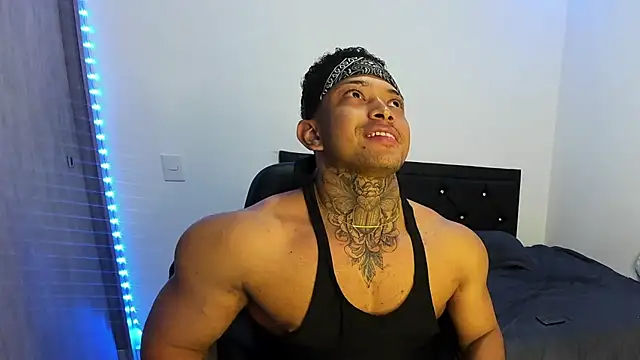 Stiven collins online show from March 2025 02:51:02 AM