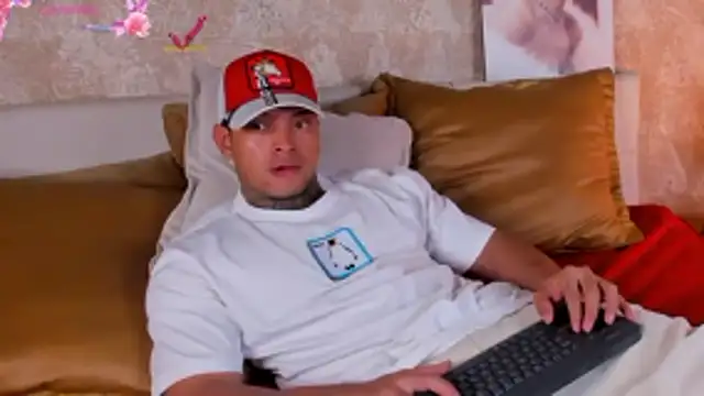 Snapshot of Stiven_collins chatting on February 2026 08:40:02 PM Stiven collins online show from February 2026 08:40:02 PM