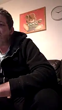 Knuffelstaaf123 online show from October 2025 09:46:01 PM