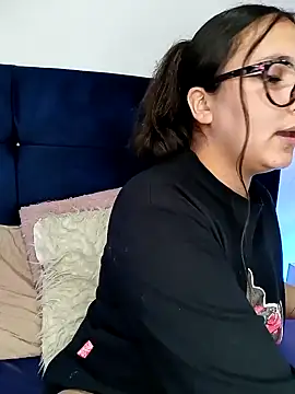 Snapshot of Cute_Penelope chatting on January 2025 06:05:02 PM Cute Penelope online show from January 2025 06:05:02 PM