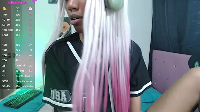 Honey-420- online show from February 2025 11:32:02 AM