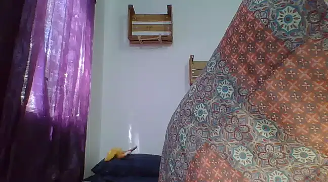 Snapshot of charlott_ponce chatting on February 2025 07:10:01 PM charlott ponce online show from February 2025 07:10:01 PM