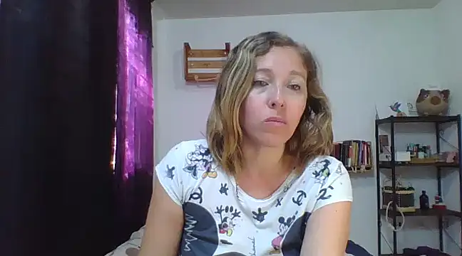 Snapshot of charlott_ponce chatting on February 2025 09:26:02 PM charlott ponce online show from February 2025 09:26:02 PM