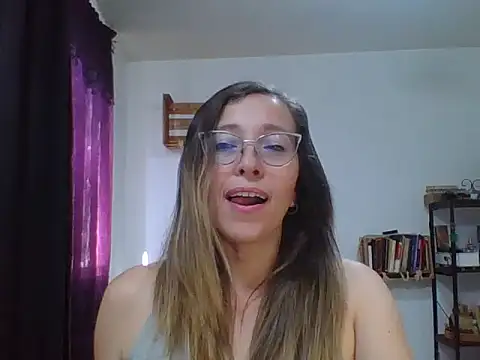 charlott ponce online show from November 2025 06:02:01 PM