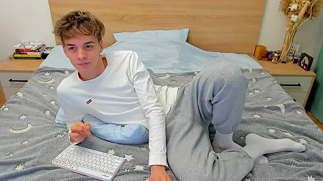 Fandi 777 online show from December 2024 08:08:02 AM