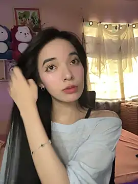 Snapshot of James_kun chatting on March 2025 04:04:01 AM James kun online show from March 2025 04:04:01 AM