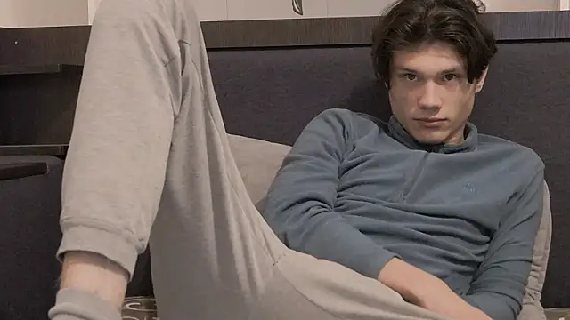 Snapshot of CalvinCay chatting on January 2025 05:36:02 AM CalvinCay online show from January 2025 05:36:02 AM