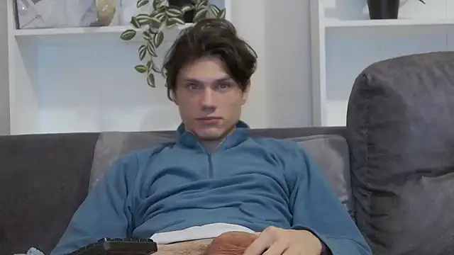 Snapshot of CalvinCay chatting on January 2025 11:02:01 PM CalvinCay online show from January 2025 11:02:01 PM