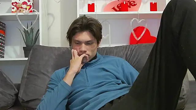 Snapshot of CalvinCay chatting on February 2025 02:58:01 AM CalvinCay online show from February 2025 02:58:01 AM