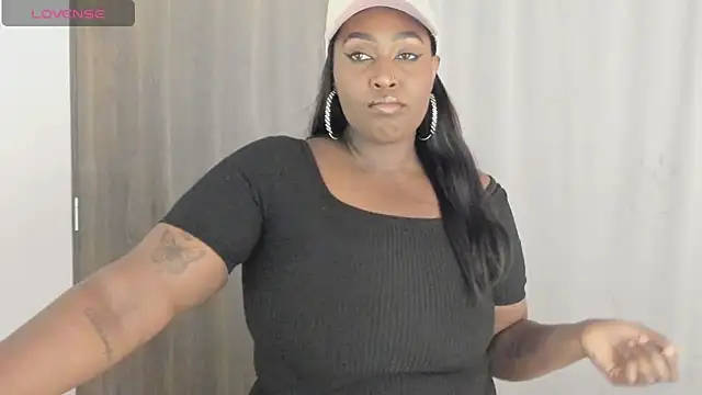 Snapshot of emilyrojas chatting on February 2025 02:44:01 PM emilyrojas online show from February 2025 02:44:01 PM