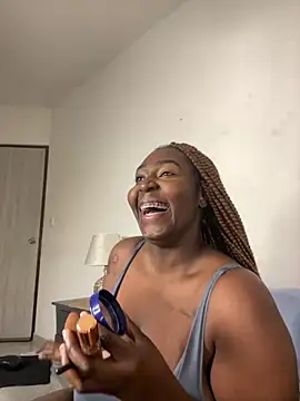 Snapshot of emilyrojas chatting on September 2025 12:07:01 PM emilyrojas online show from September 2025 12:07:01 PM