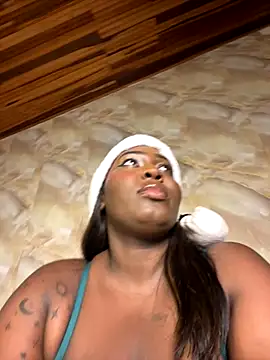 Snapshot of emilyrojas chatting on December 2025 11:52:02 AM emilyrojas online show from December 2025 11:52:02 AM