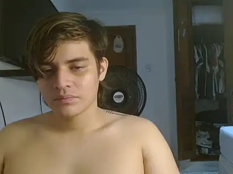 Snapshot of BadBunny_69 chatting on February 2026 05:51:02 AM BadBunny 69 online show from February 2026 05:51:02 AM