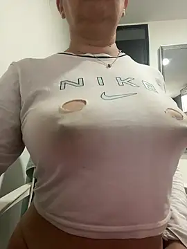 ruby santana777 online show from April 2026 08:32:01 PM