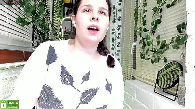 Snapshot of Candys_booty chatting on December 2024 05:58:02 PM Candys booty online show from December 2024 05:58:02 PM