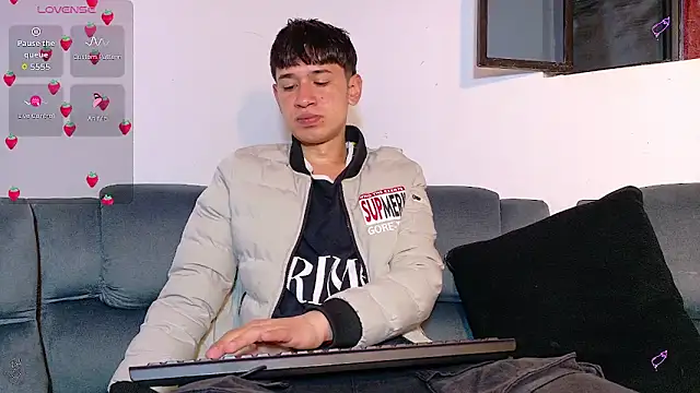 Snapshot of Mr_daren_ chatting on September 2025 05:07:01 PM Mr daren online show from September 2025 05:07:01 PM