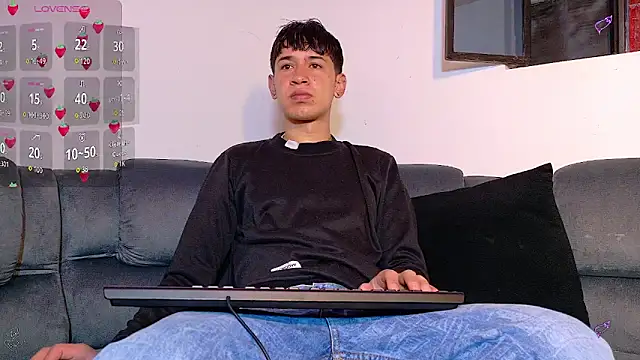 Snapshot of Mr_daren_ chatting on October 2025 05:20:02 PM Mr daren online show from October 2025 05:20:02 PM