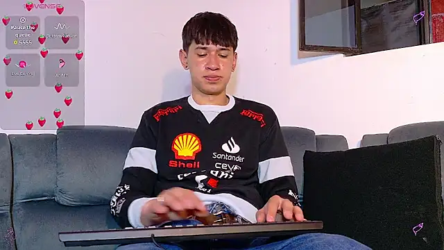 Snapshot of Mr_daren_ chatting on October 2025 05:10:02 PM Mr daren online show from October 2025 05:10:02 PM