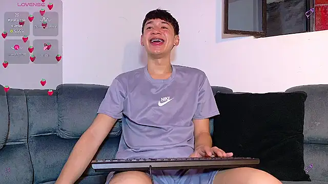 Snapshot of Mr_daren_ chatting on October 2025 05:22:02 PM Mr daren online show from October 2025 05:22:02 PM