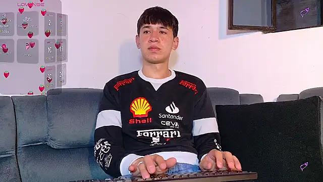 Snapshot of Mr_daren_ chatting on October 2025 05:35:01 PM Mr daren online show from October 2025 05:35:01 PM