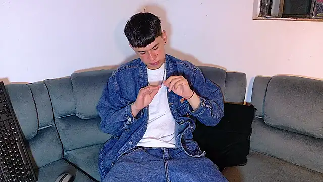 Snapshot of Mr_daren_ chatting on October 2025 05:51:02 PM Mr daren online show from October 2025 05:51:02 PM