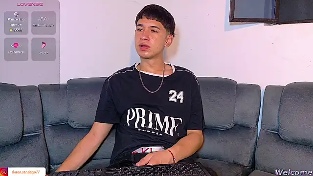 Snapshot of Mr_daren_ chatting on April 2026 06:09:01 PM Mr daren online show from April 2026 06:09:01 PM