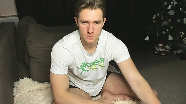 Snapshot of EthanPinkman chatting on December 2024 09:50:02 AM EthanPinkman online show from December 2024 09:50:02 AM