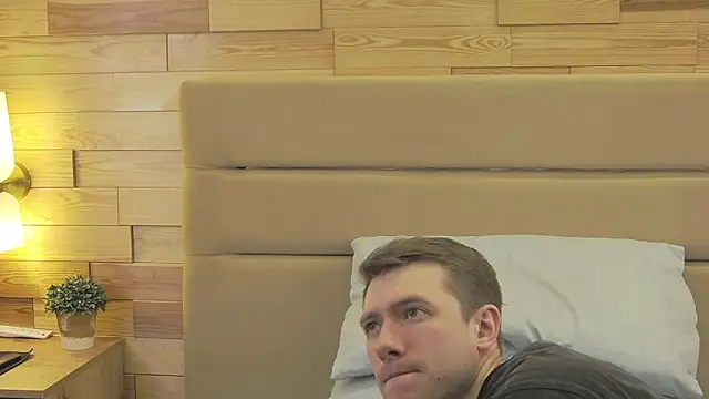 Snapshot of EthanPinkman chatting on March 2026 04:36:02 AM EthanPinkman online show from March 2026 04:36:02 AM