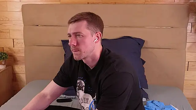 EthanPinkman online show from May 2026 05:13:01 AM