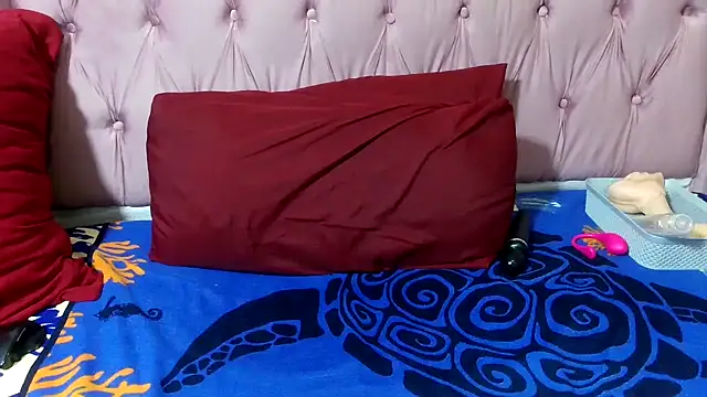 SweetMellowX1 online show from December 2025 03:14:02 AM