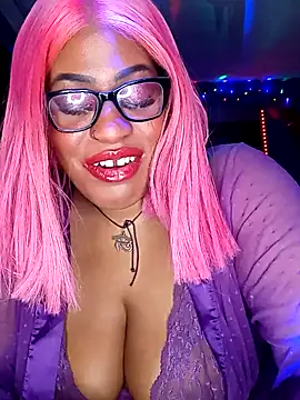 Snapshot of AmazonianMistress chatting on January 2025 07:38:01 AM AmazonianMistress online show from January 2025 07:38:01 AM