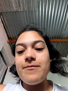 littlemelii online show from October 2025 02:47:01 PM