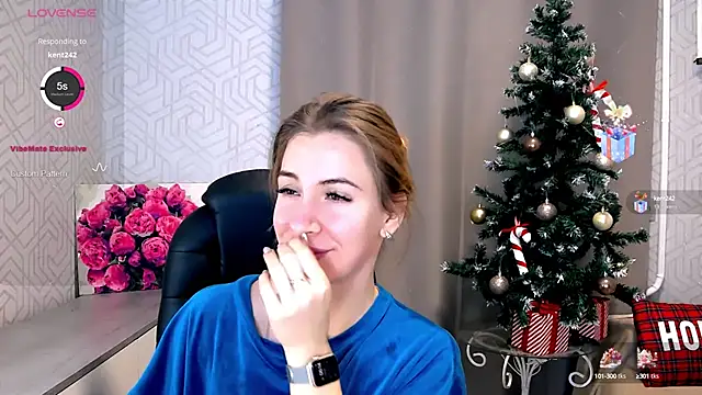Snapshot of Naughty__Megan chatting on January 2025 04:15:01 AM Naughty Megan online show from January 2025 04:15:01 AM